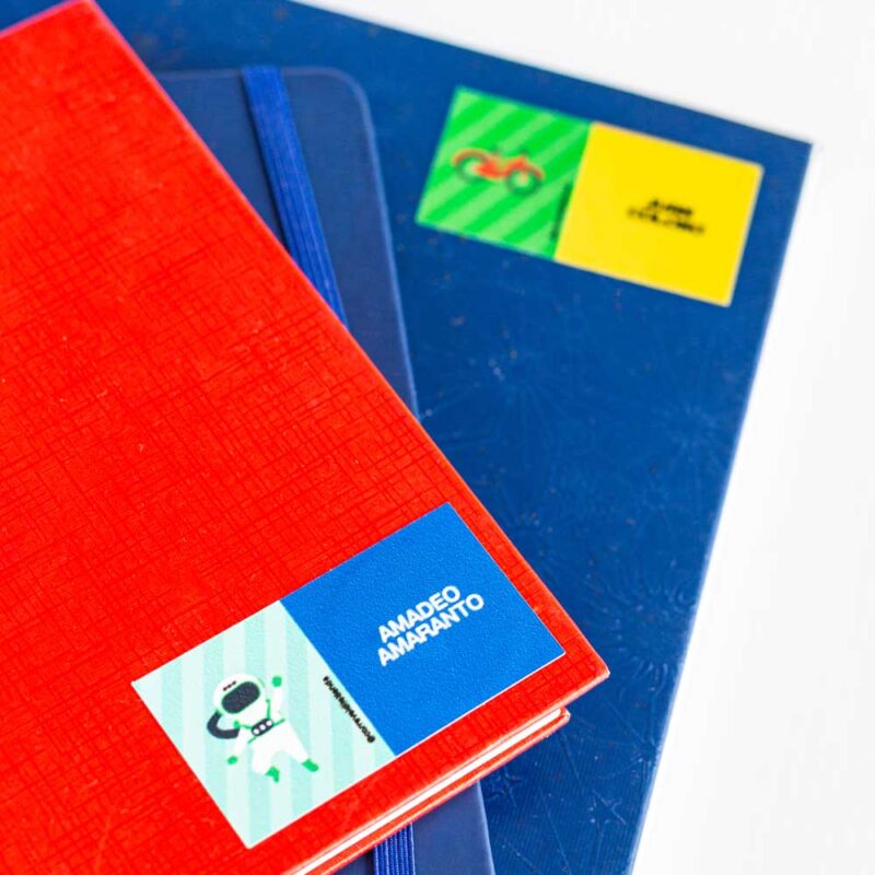 ETIQUETAS AUTOADHESIVAS PARA CUADERNOS